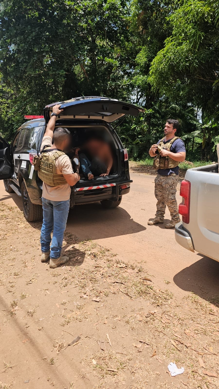 EM CUTIAS DO ARAGUARI, POLÍCIA CIVIL PRENDE DOIS HOMENS PELA PRÁTICA DO CRIME DE FURTO DE GADO